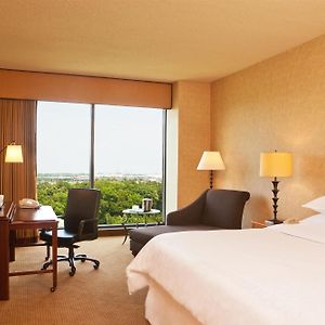 Club Level King Room